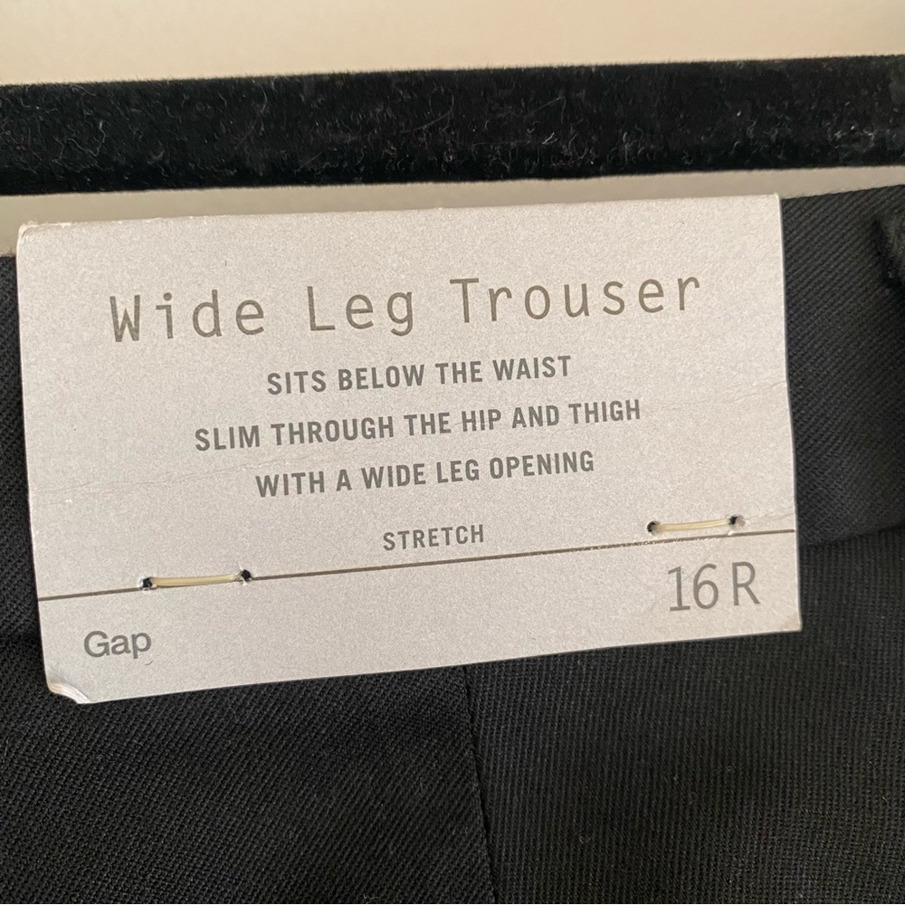 NWT GAP wide leg black size 16 pants. - Picture 4 of 6